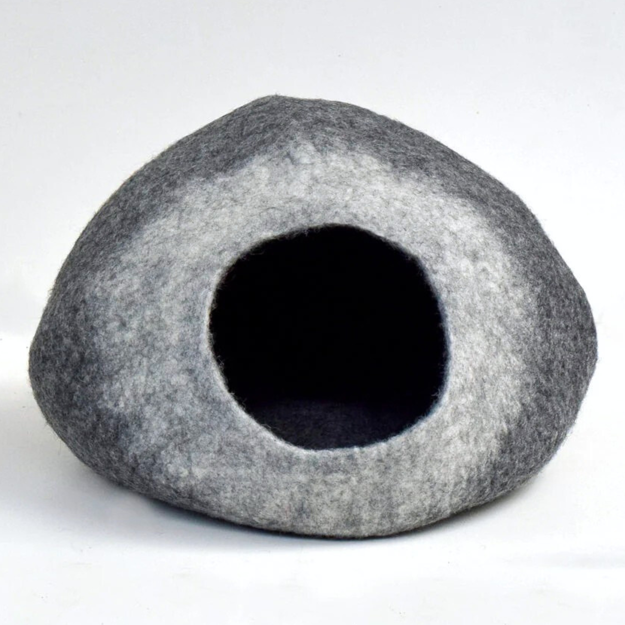 Felt Cat Cave – White Grey Ombre